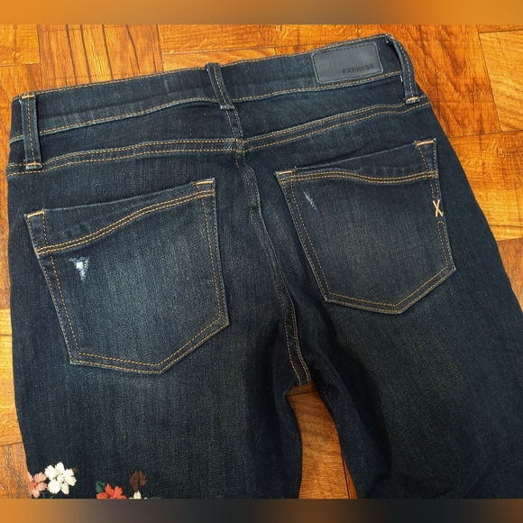 Express Floral Embroidered Distressed Blue Jeans Jeggings Mid Rise Women's 0R - Picture 7 of 8